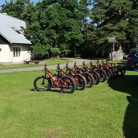 بيت للعطل Laugu *