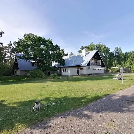 Laugu بيت للعطل